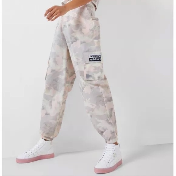 adidas Original Pink Camo Track Pant Cargo Jogger Women large NWT ED7420 ED7457 - Picture 3 of 7